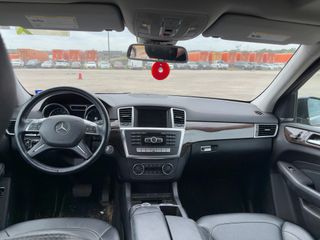 2013 Mercedes-Benz ML 350 ML 350 - Interior Full Dashboard Image